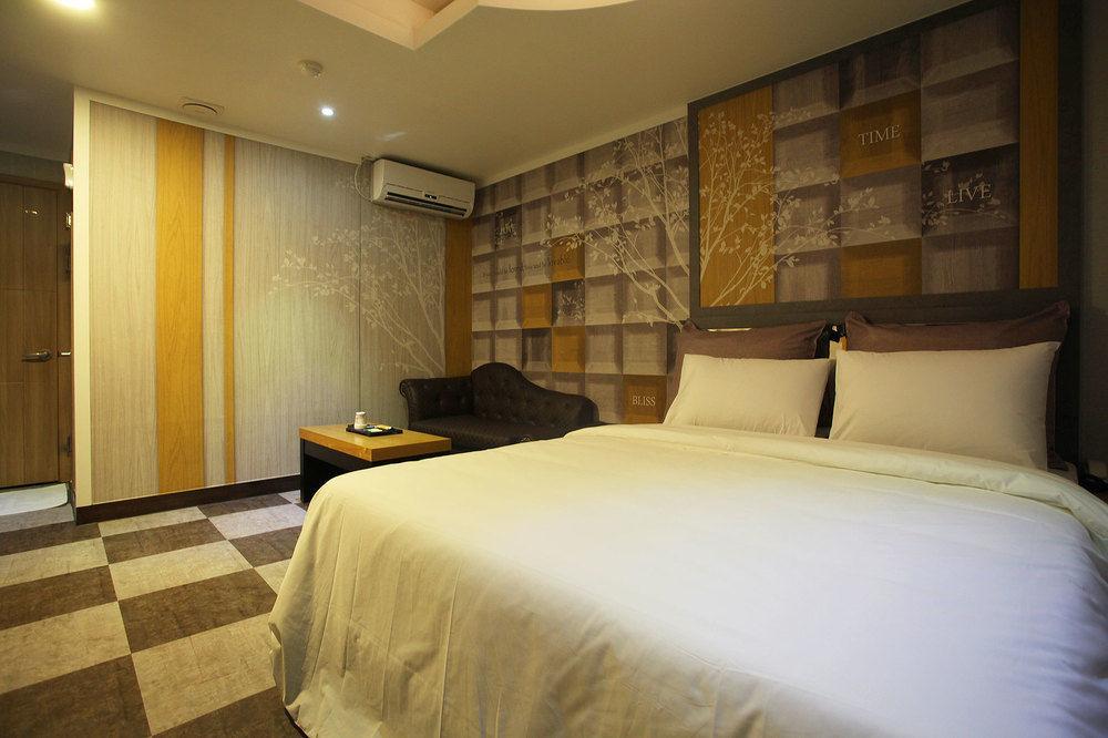 Luxe Hotel Paju Extérieur photo