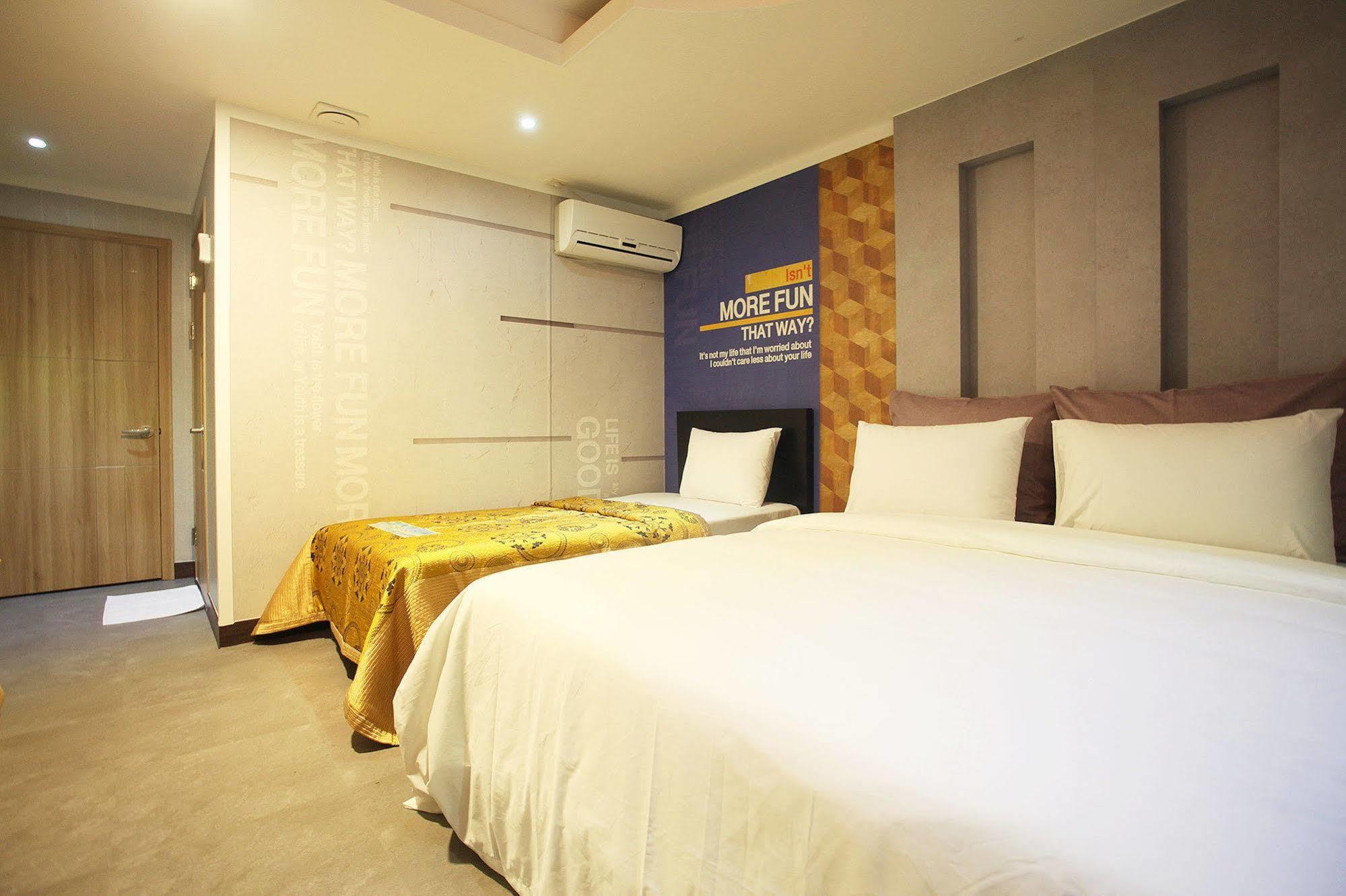 Luxe Hotel Paju Extérieur photo